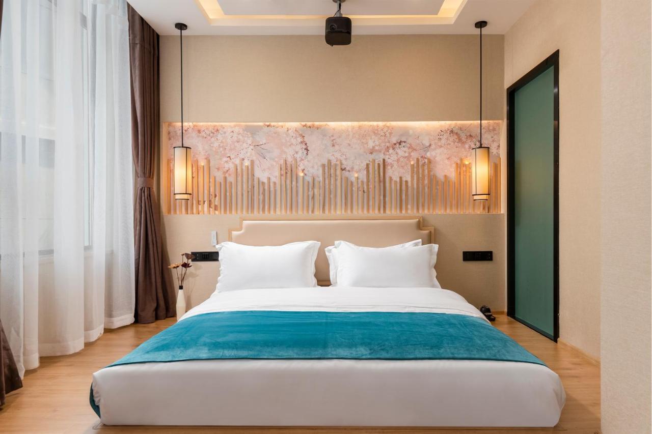 Lan Hotel Chengdu Extérieur photo